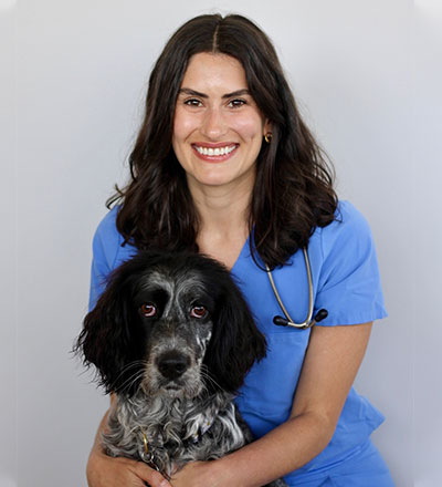 Dr. Nika Padidar
